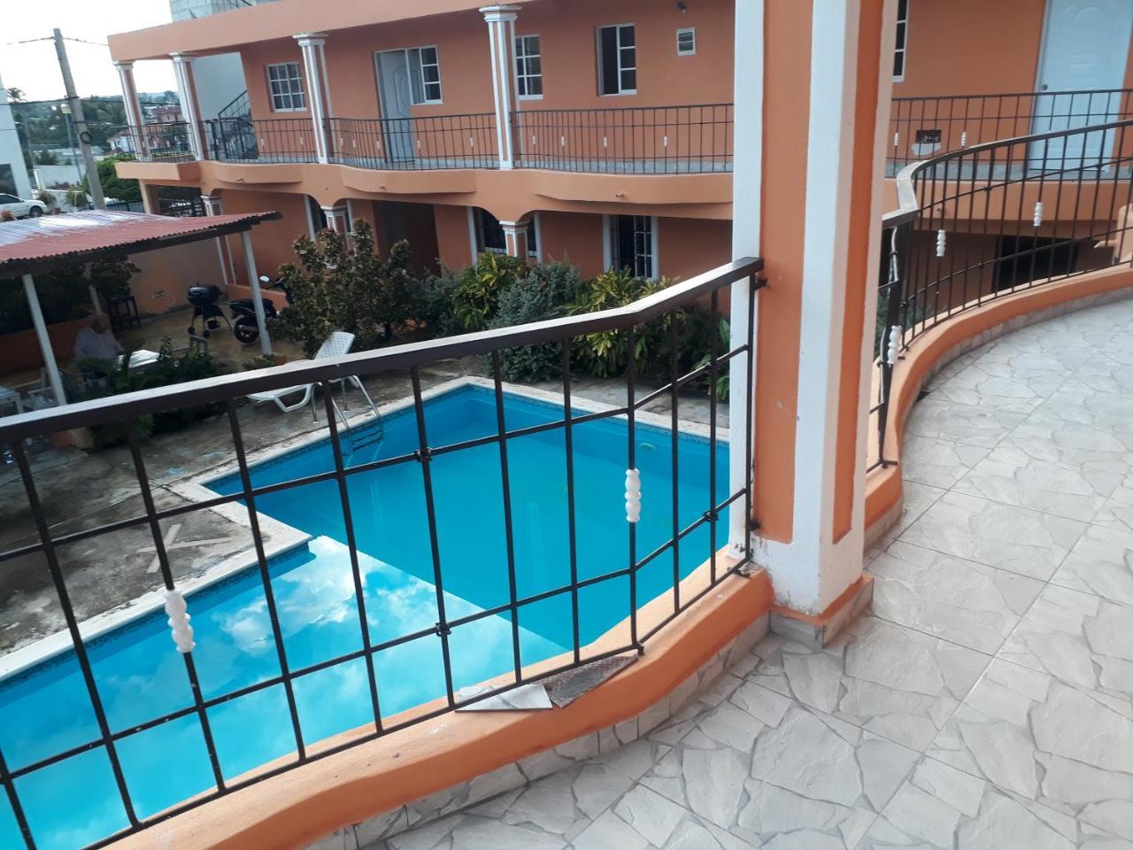Apartahotel Next Nivel Bávaro Екстериор снимка